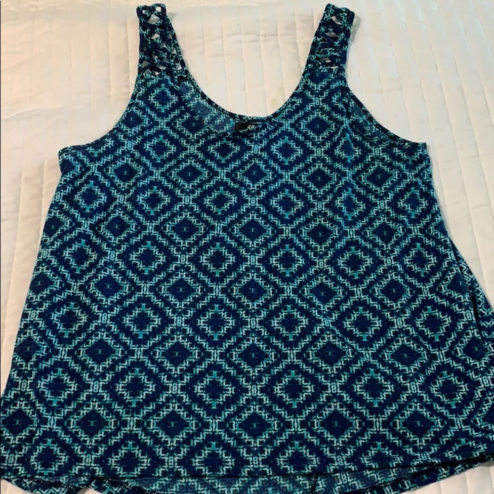 Super cute H&M tank top